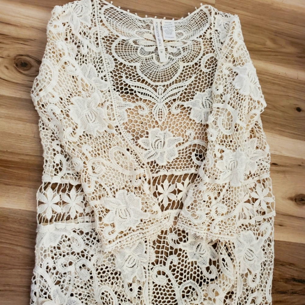 Forgotten Grace Boho Crochet Kimono M
